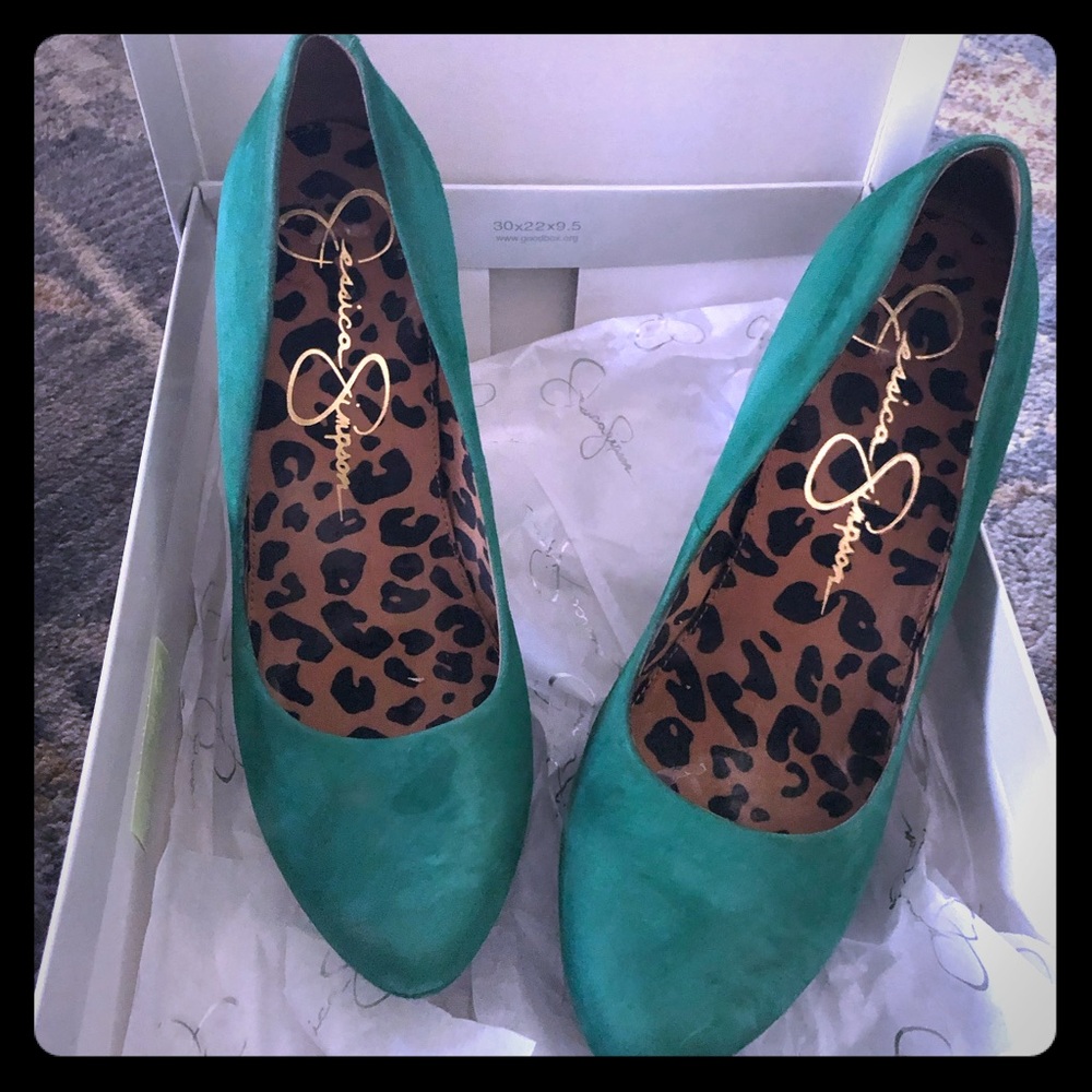Jessica Simpson Waleo Pumps